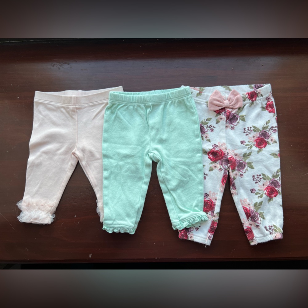 Lot Bundle of 3 baby girl pants size 3 months